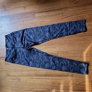 Born Primitive Camo Leggings